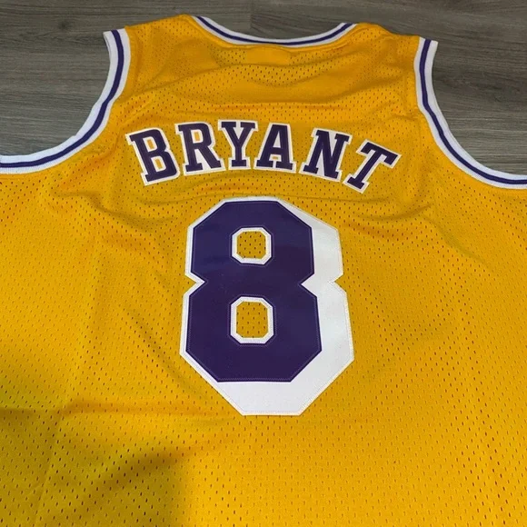 Kobe Bryant Lakers Jersey - Picture 4 of 4